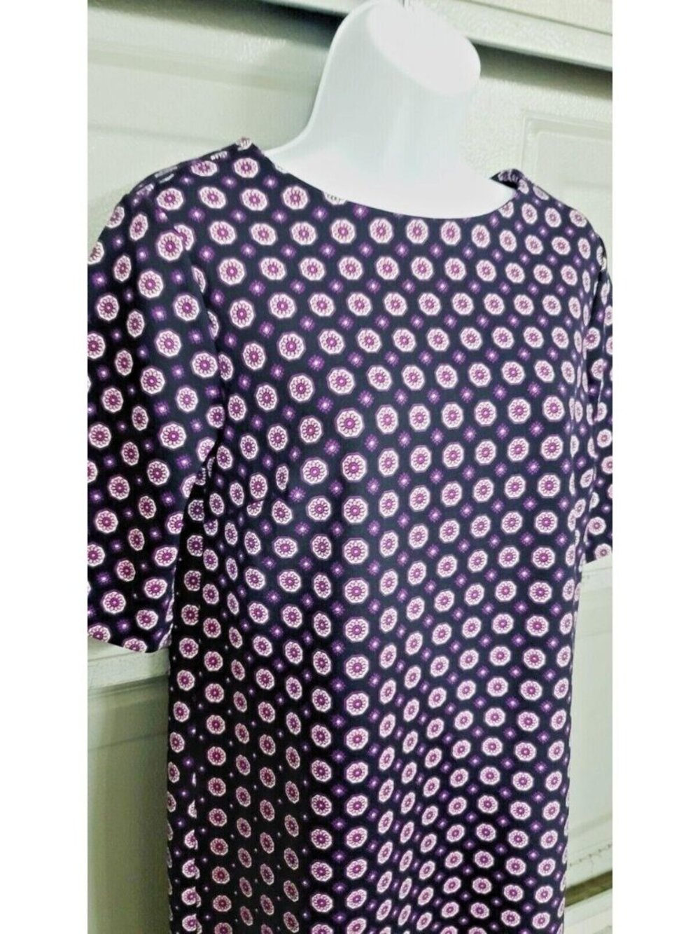 Women’s Size 2 Purple Floral